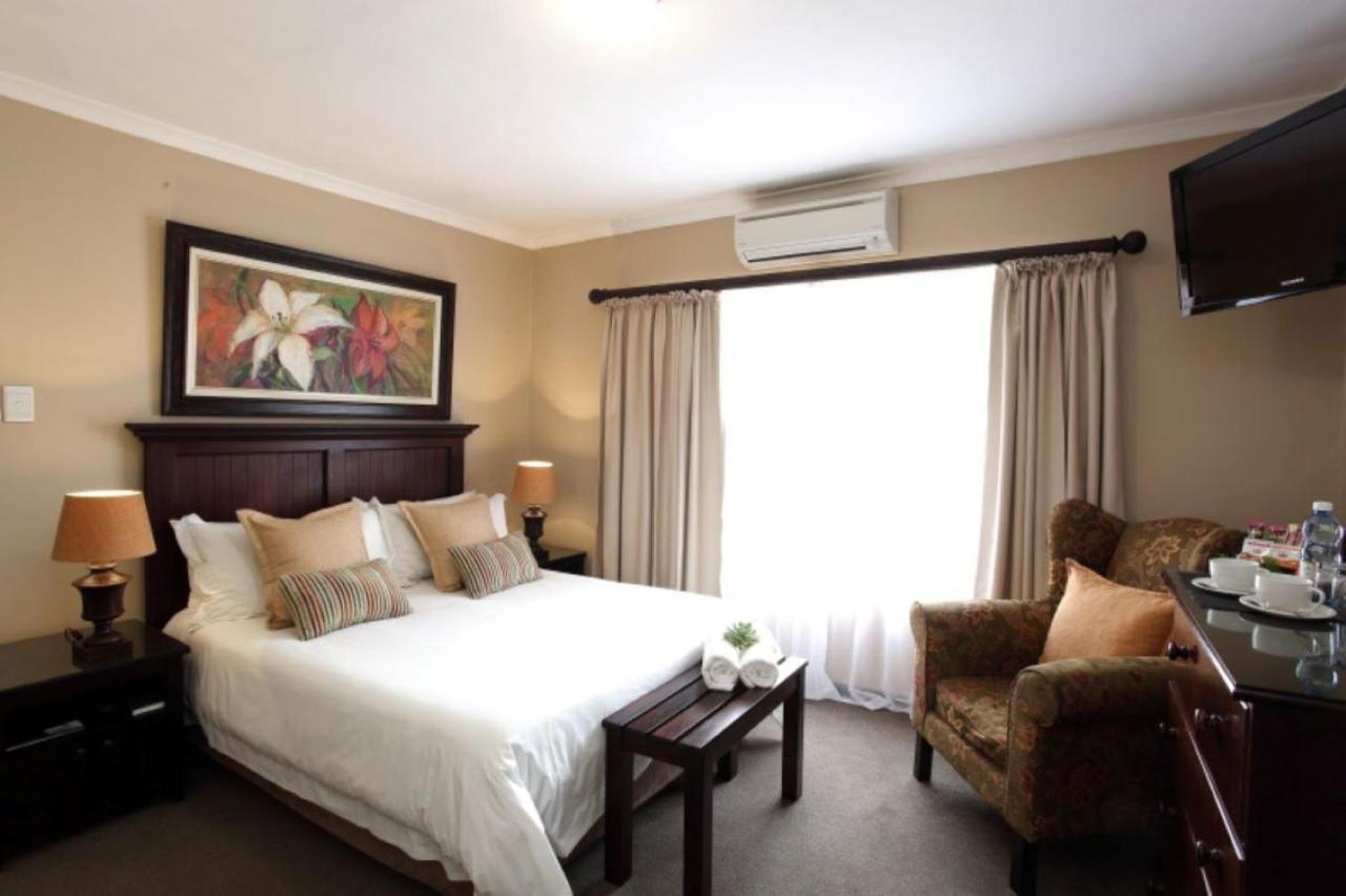 Celtis Country Lodge & Restaurant Middelburg  Bagian luar foto