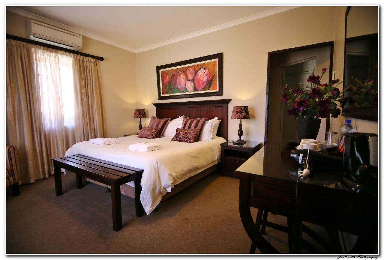 Celtis Country Lodge & Restaurant Middelburg  Bagian luar foto