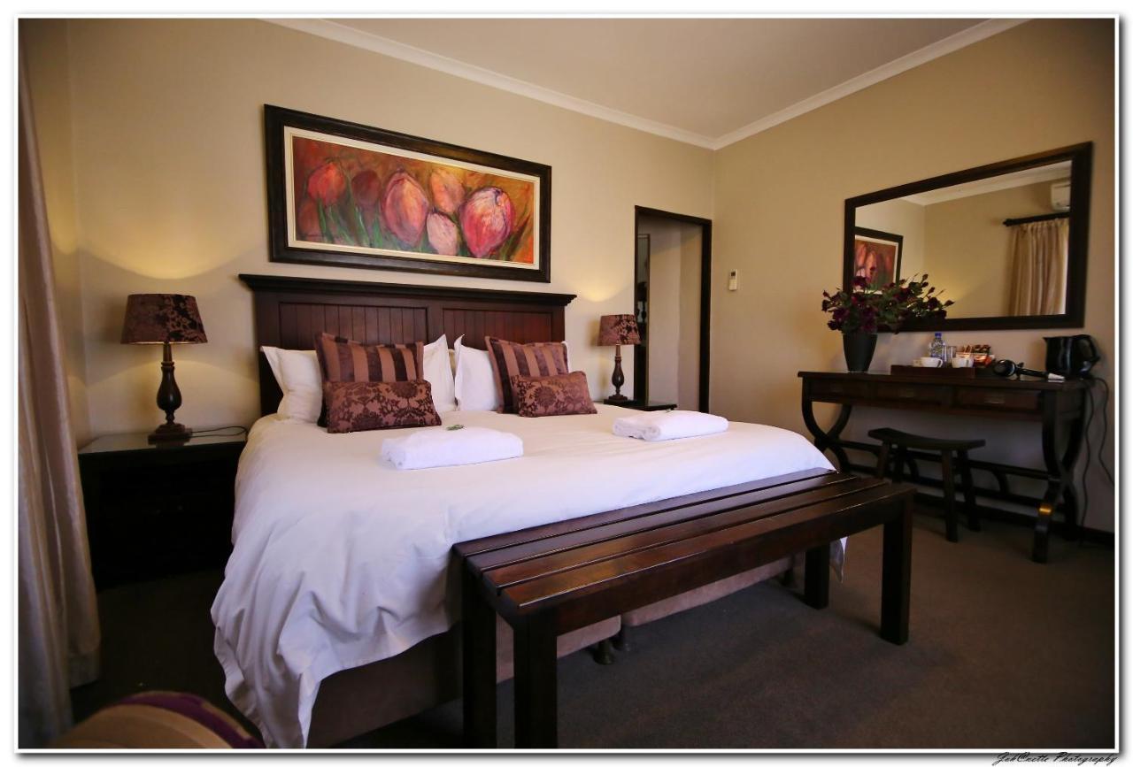 Celtis Country Lodge & Restaurant Middelburg  Bagian luar foto
